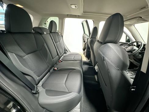 Certified 2023 Subaru Forester Premium AWD/4WD image 24