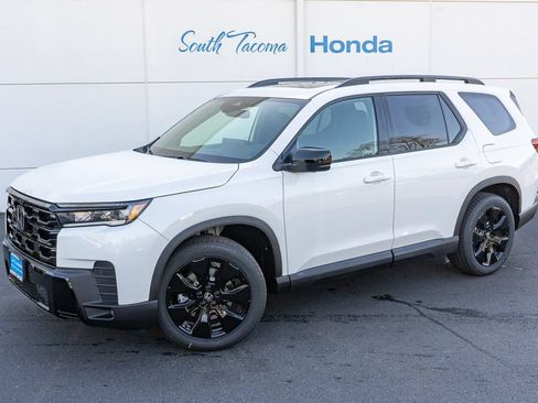 New 2026 Honda Pilot Black Edition image 2