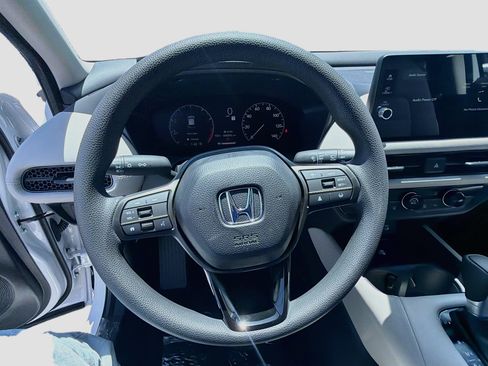 New 2027 Honda HR-V LX image 10