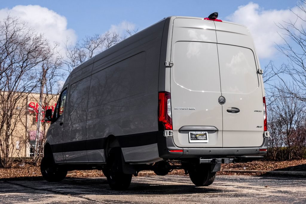 Used 2026 Mercedes-Benz Sprinter 2500 image 2