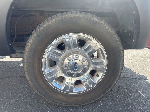 Used 2015 Ford F250 Lariat w/ Chrome Package image 11