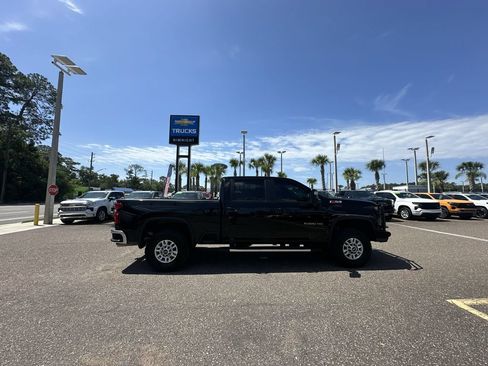 Used 2025 Chevrolet Silverado 2500 LT w/ Convenience Package AWD/4WD image 17