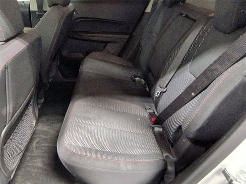 Used 2017 Chevrolet Equinox LT image 21