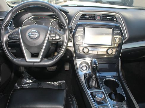 Used 2018 Nissan Maxima 3.5 SL FWD image 21