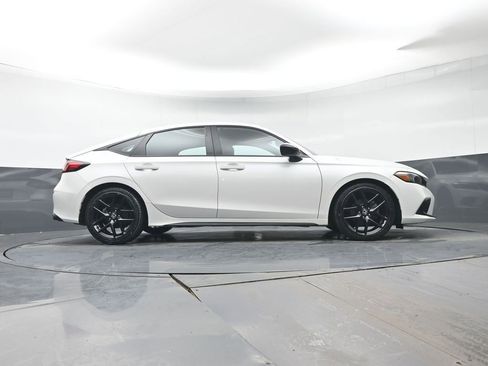 Certified 2024 Honda Civic Sport image 30