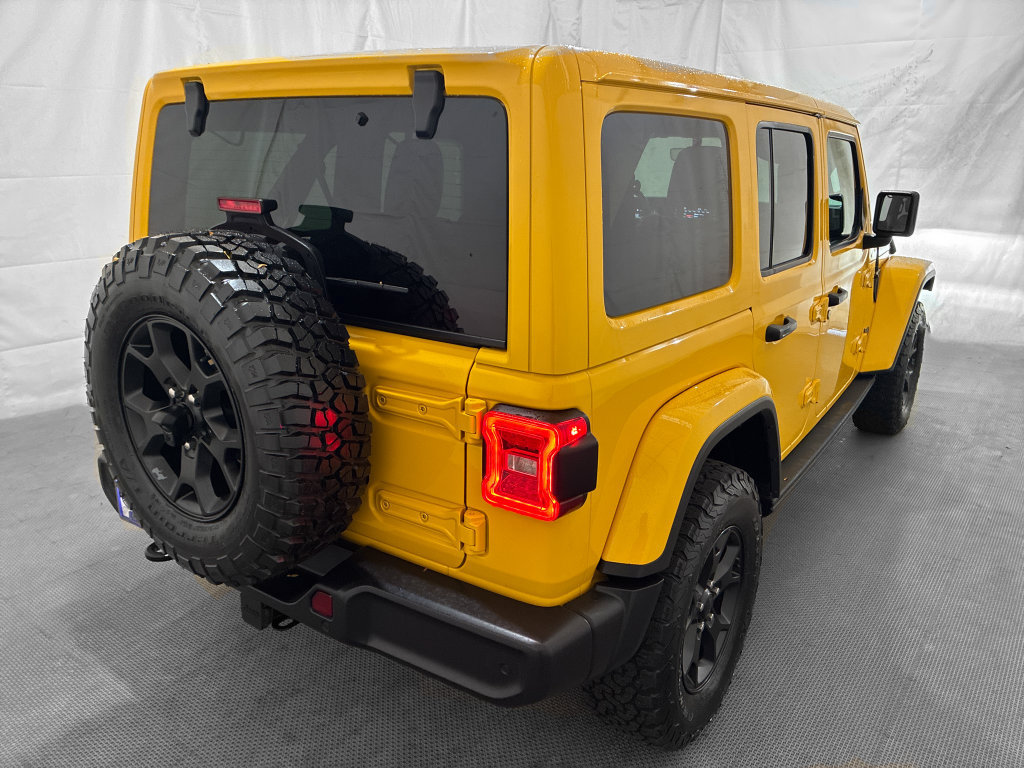 Used 2018 Jeep Wrangler Unlimited Sahara w/ Quick Order Package 24M Moab AWD/4WD image 7