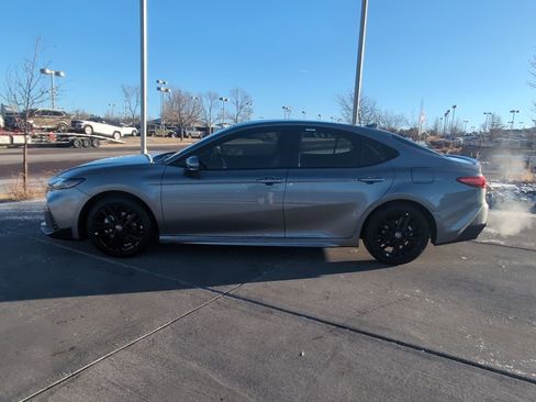 New 2026 Toyota Camry SE w/ Convenience Package FWD image 4
