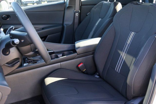 New 2026 Hyundai Elantra SEL w/ Cargo Package FWD image 9