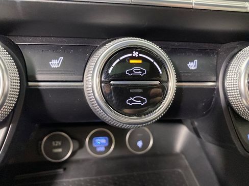 Used 2022 Genesis G70 2.0T w/ Prestige Package image 24