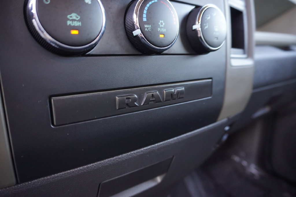 Used 2012 RAM 1500 Express RWD image 18