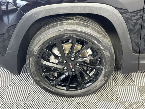 Certified 2023 GMC Terrain SLE w/ Elevation Edition AWD/4WD image 10