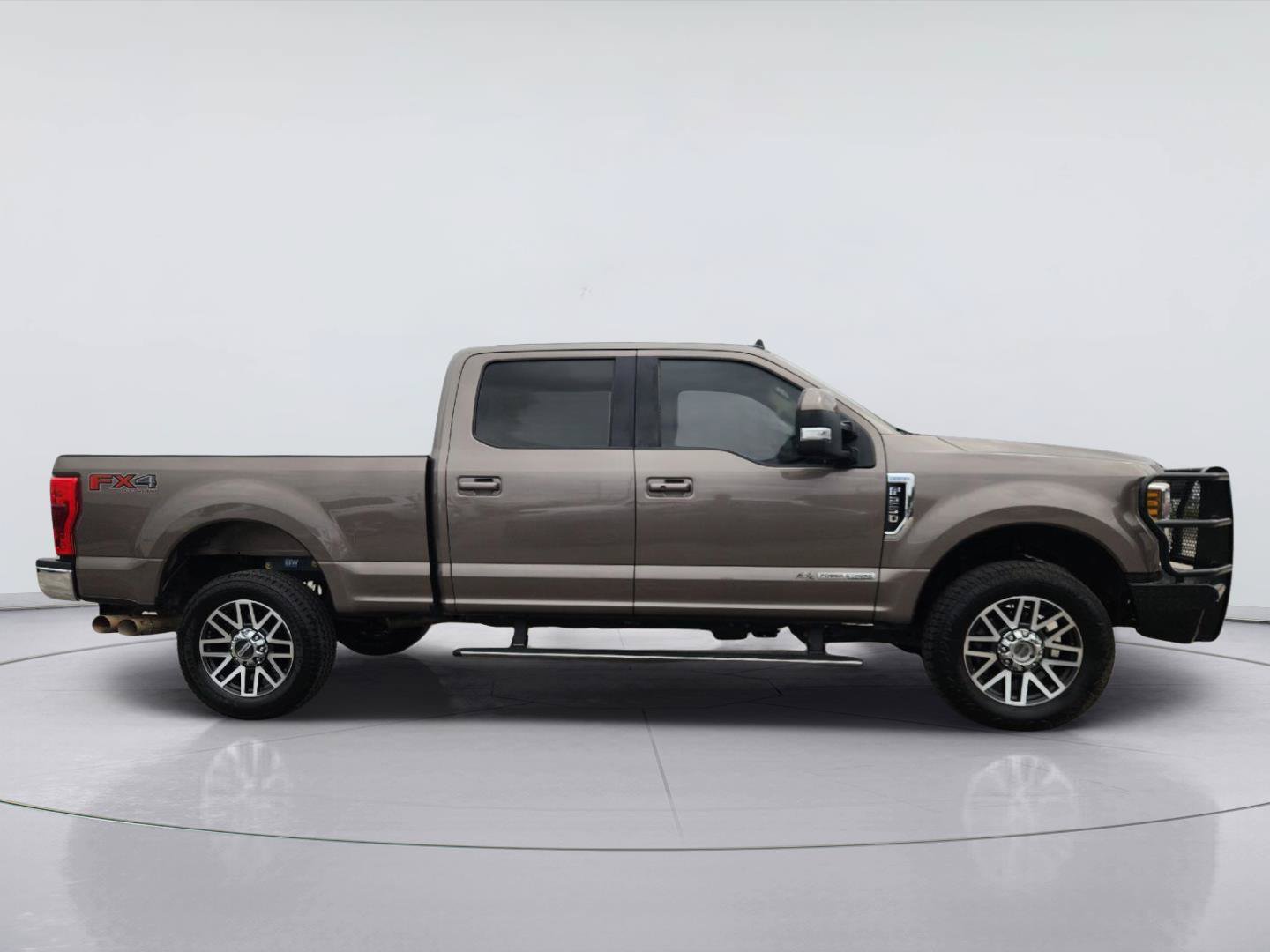 Used 2019 Ford F250 Lariat w/ Lariat Ultimate Package AWD/4WD image 4