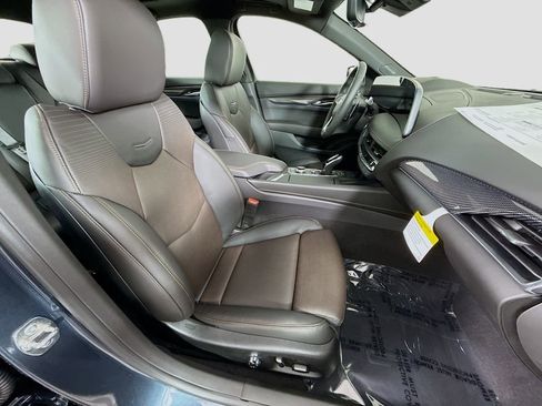 New 2026 Cadillac CT5 V w/ LPO, ONYX Package image 28