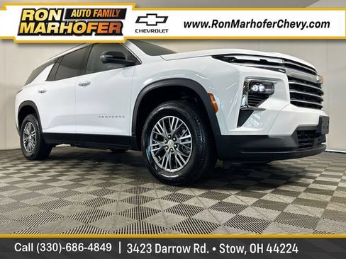 Used 2025 Chevrolet Traverse LT AWD/4WD image 1