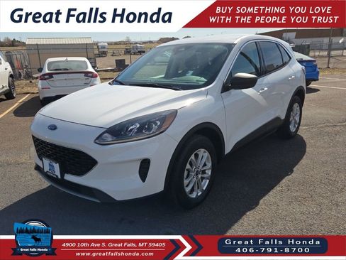 Used 2022 Ford Escape SE image 3