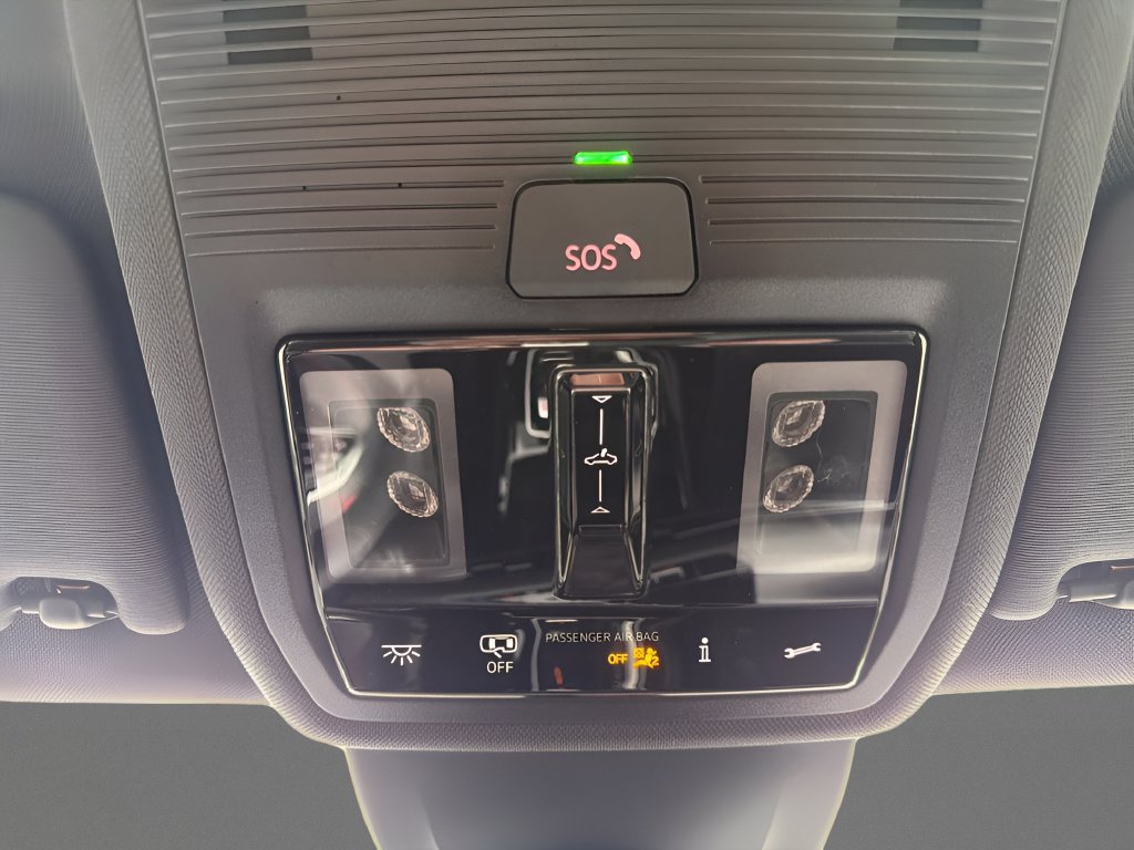 Used 2024 Volkswagen GTI Autobahn FWD image 18