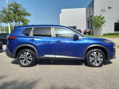 Certified 2023 Nissan Rogue SV AWD/4WD image 4