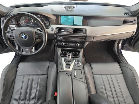 Used 2013 BMW M5 image 9