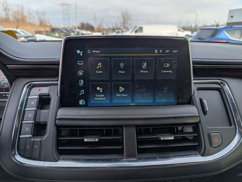 Used 2022 Chevrolet Tahoe Z71 image 16