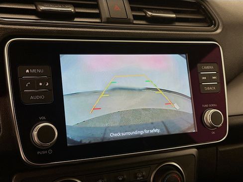 Used 2025 Nissan Leaf S FWD image 22