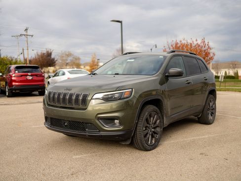 Used 2021 Jeep Cherokee Latitude Lux 80th Anniv w/ Quick Order Package 26U 80TH image 23