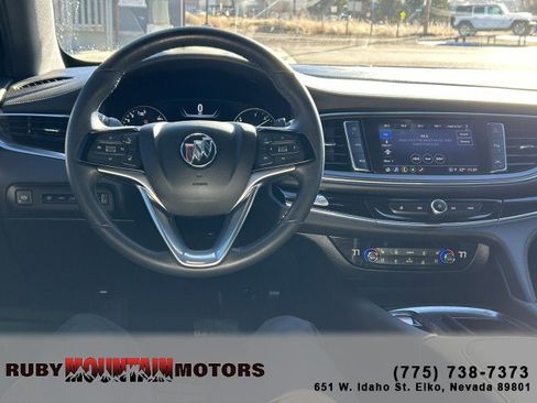 Used 2024 Buick Enclave Avenir image 12