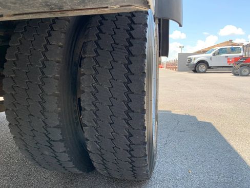Used 2016 Ford F550 4x4 SuperCab Super Duty image 47