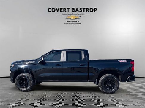 Used 2021 Chevrolet Silverado 1500 LT Trail Boss w/ Bed Protection Package image 3