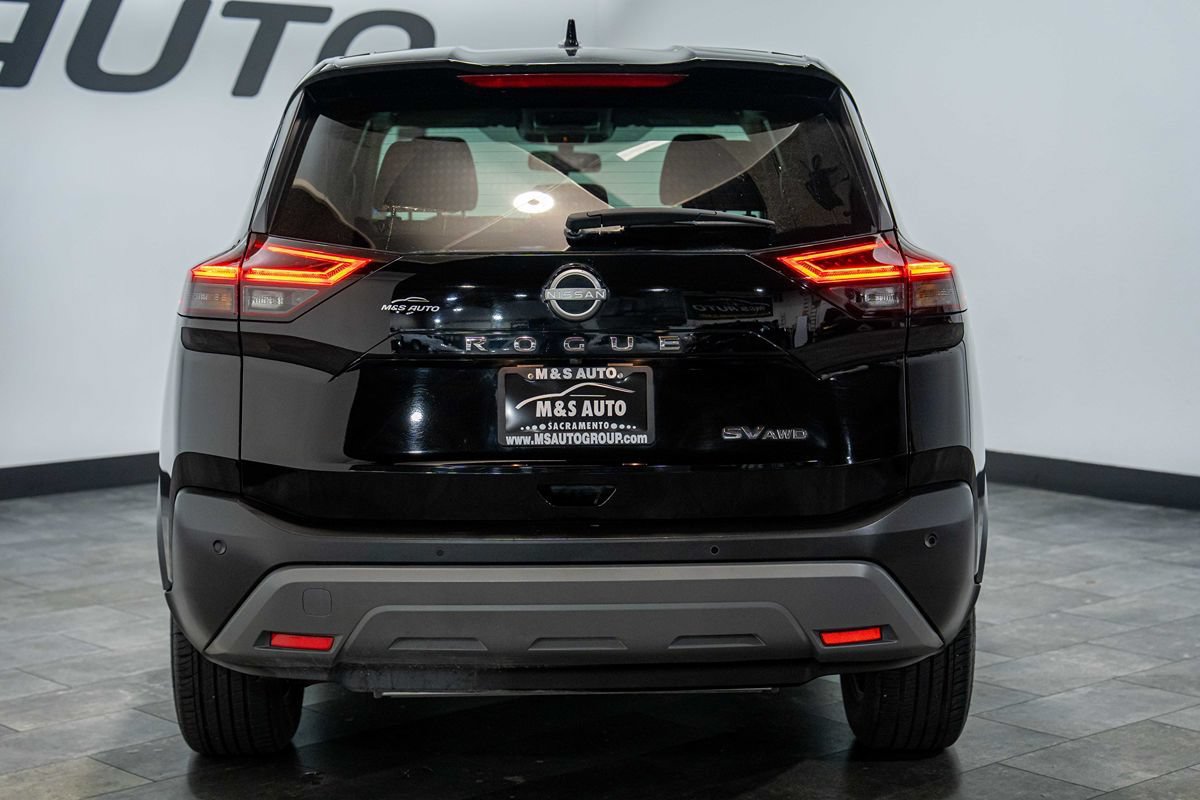 Used 2023 Nissan Rogue SV AWD/4WD image 4