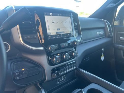 Used 2024 RAM 2500 Lone Star w/ Sport Appearance Package AWD/4WD image 19