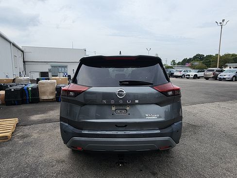 Used 2021 Nissan Rogue SV w/ Premium Package AWD/4WD image 4
