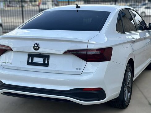 Used 2023 Volkswagen Jetta SE FWD image 20