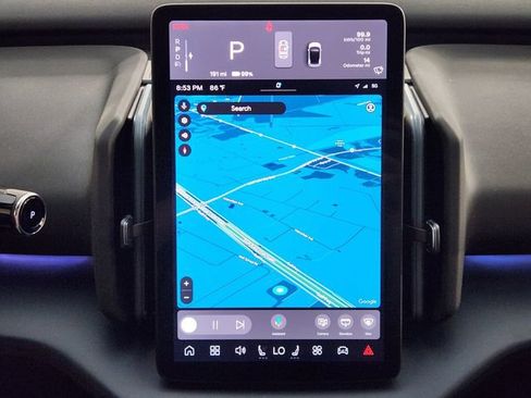 New 2025 Volvo EX30 Plus w/ Protection Package Premier image 17