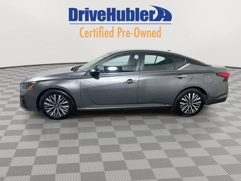 Used 2024 Nissan Altima 2.5 SV image 5