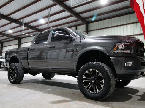 Used 2016 RAM 2500 Laramie w/ Sport Appearance Group AWD/4WD image 18