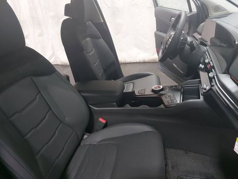 New 2026 Kia Sportage SX Prestige image 10