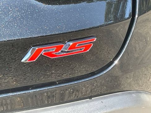 Used 2024 Chevrolet Trax RS w/ Sunroof Package FWD image 17