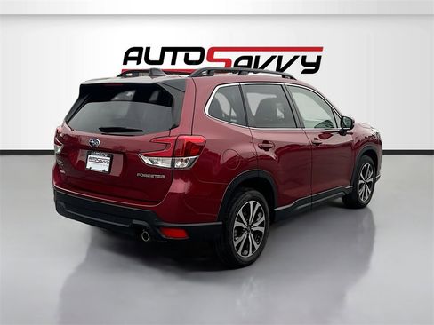 Used 2024 Subaru Forester Limited image 7