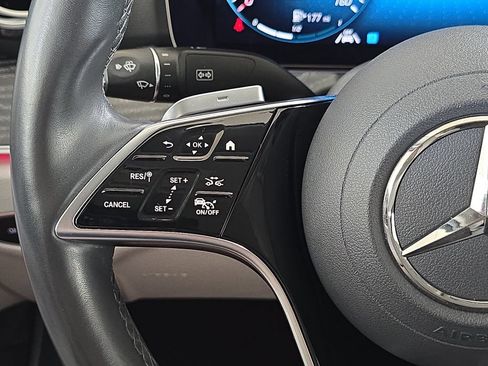 Used 2022 Mercedes-Benz E 350 Sedan image 20
