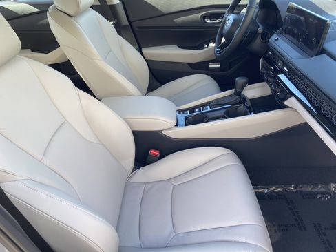 New 2026 Honda Accord EX-L image 9