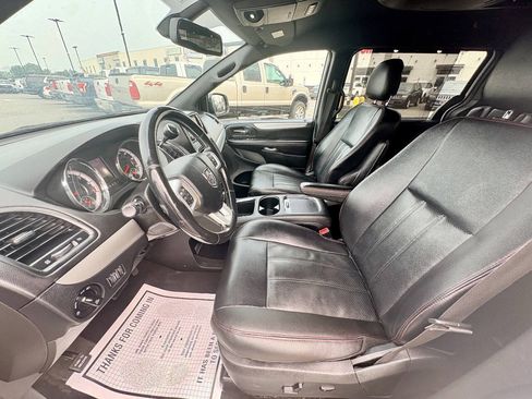 Used 2018 Dodge Grand Caravan GT FWD image 10