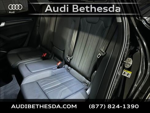 Certified 2025 Audi Q5 2.0T Premium Plus image 31
