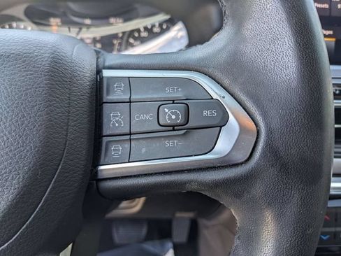 Used 2023 Jeep Compass Limited AWD/4WD image 20