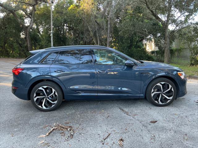 Used 2024 Audi Q8 e-tron Premium Plus w/ Premium Plus Package AWD/4WD image 6