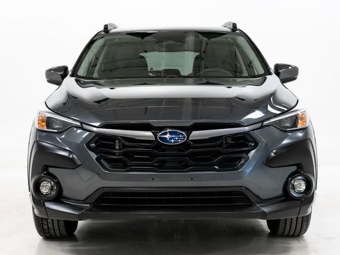 Used 2025 Subaru Crosstrek 2.0i Premium image 4