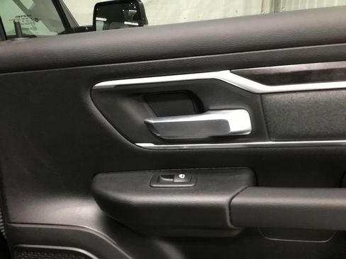 Used 2022 RAM 1500 Big Horn AWD/4WD image 18