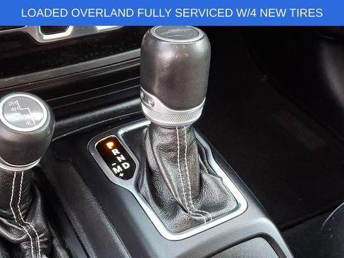 Used 2022 Jeep Gladiator Overland w/ Popular Equipment Package AWD/4WD image 14