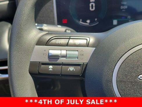 Used 2026 Hyundai Tucson SE FWD image 7