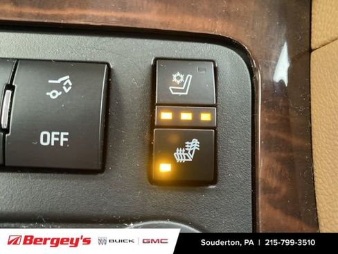 Used 2016 Buick Enclave Premium w/ Experience Buick Package image 37