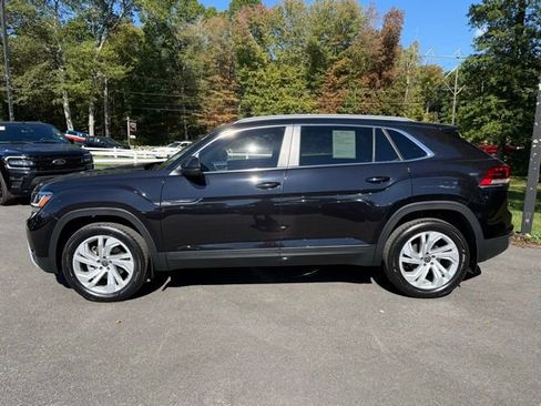 Used 2021 Volkswagen Atlas Cross Sport SEL image 3